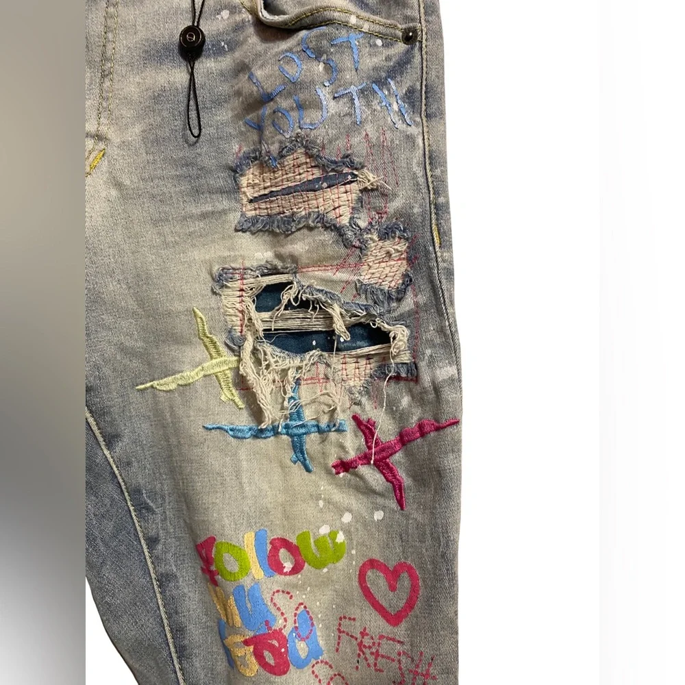 Decibel Streetwear With All Over Graffiti Jeans Mens Size 36/32 - Picture 3 of 6